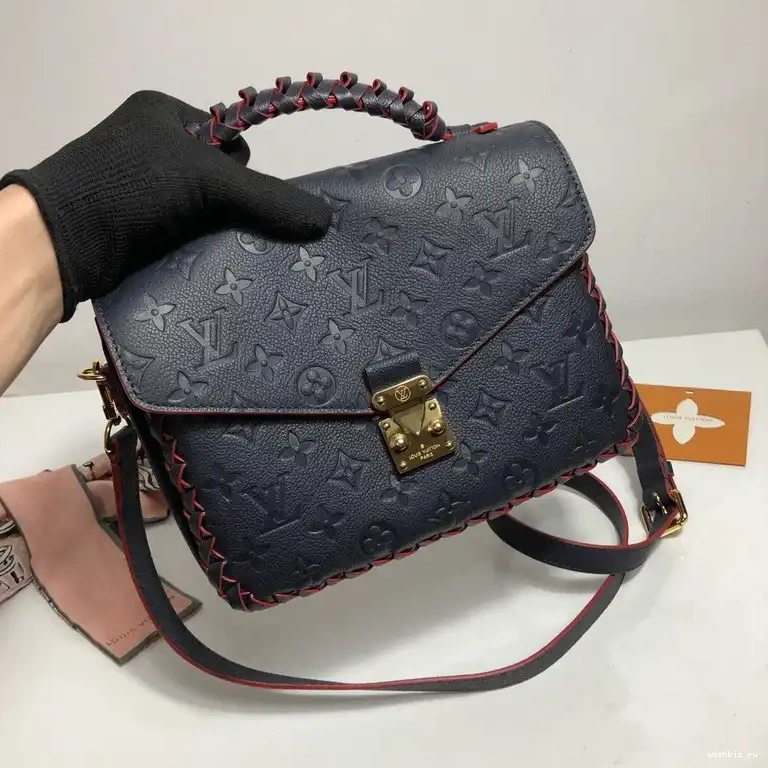 WIS POCHETTE LOUIS VUITTON METIS 0604